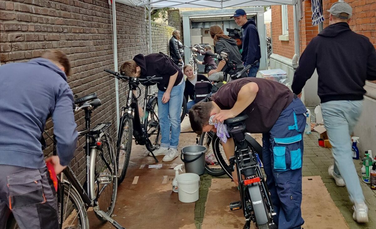 Fahrradputzaktion Messdiener