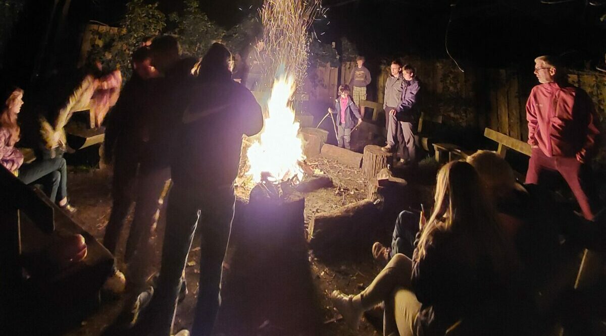 2022-04-16 Lagerfeuer Familien