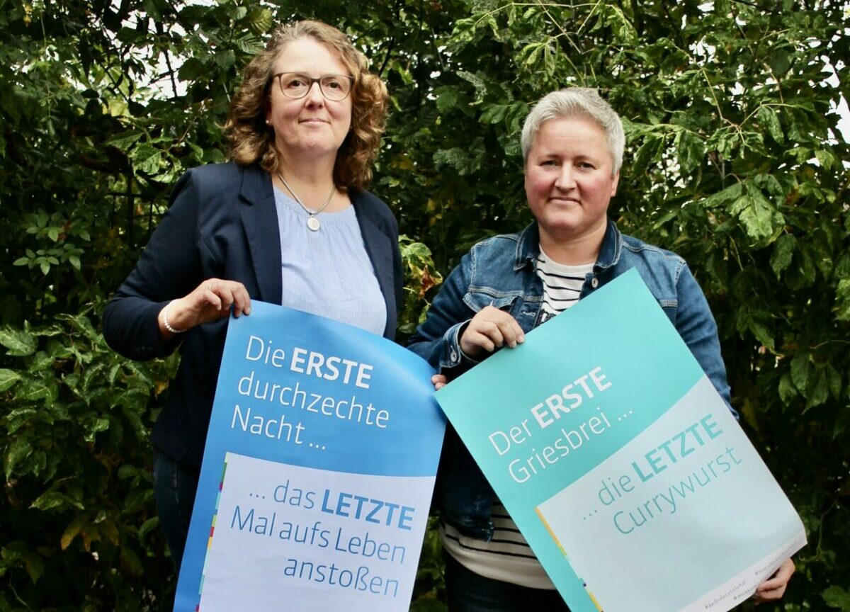 Infostand des Hospizdiensts Emmaus zum Welthospiztag