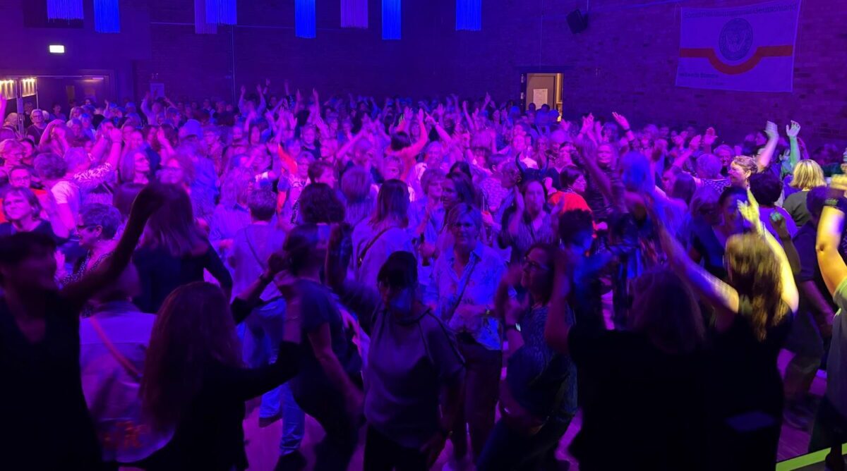 PHOTO-2025-11-01-00-36-25-1