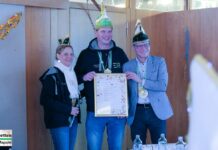 Der „Zweit-„Schlüssel ist zurück beim Bürgermeister