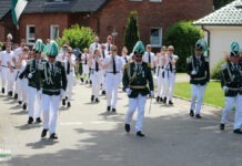 Schützengemeinschaft Sinningen nimmt am Bundesfest in Emsdetten teil